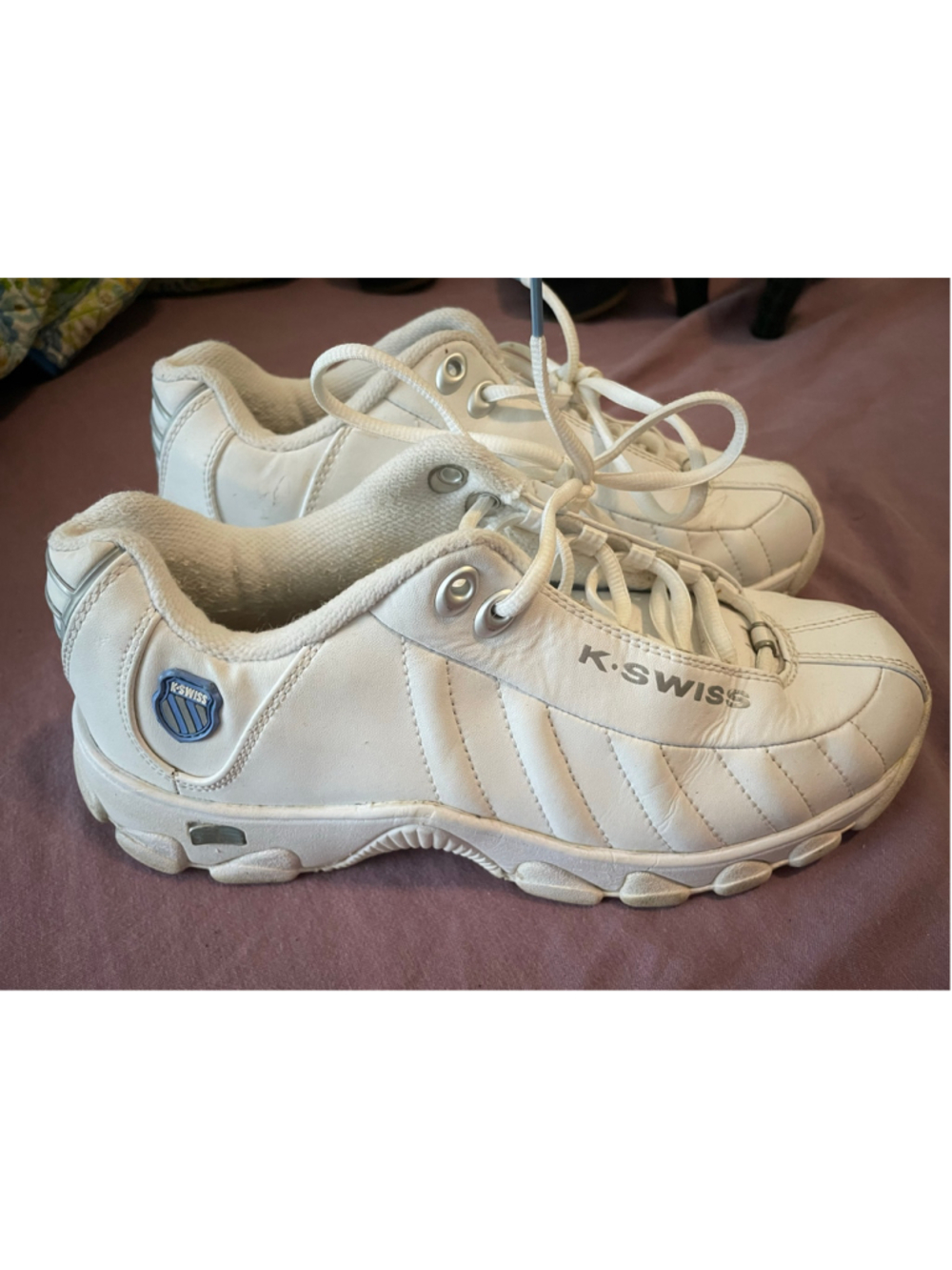 Women's K-Swiss White and Blue Sneakers Size 7.5 retro Y2K 90s 2000s